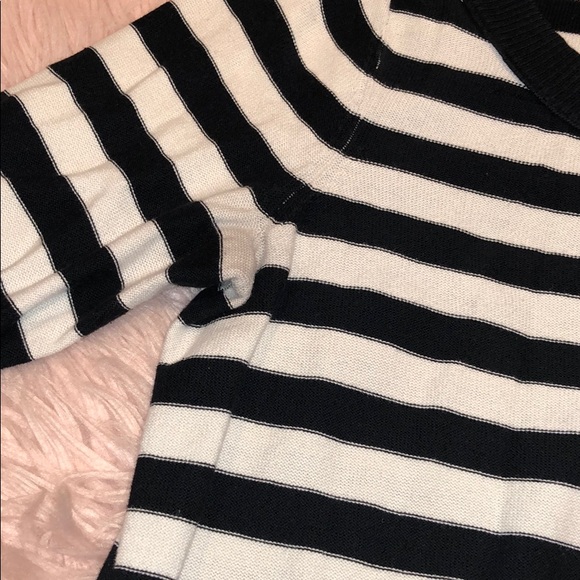Juicy couture black and white striped top size S - Picture 4 of 9